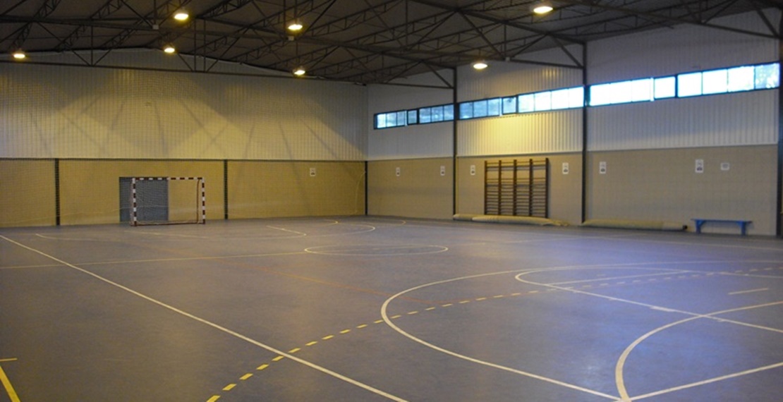 Un paso más para la renovación de las zonas deportivas de La Corchera