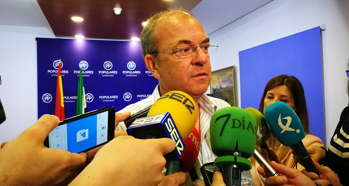 Monago: “Vara miente e intenta escurrir el bulto con los exámenes de selectividad”