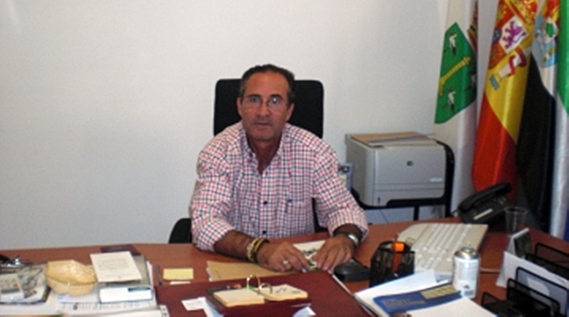 IU Extremadura exige la dimisión del alcalde de El Gordo (CC), acusado de malversación