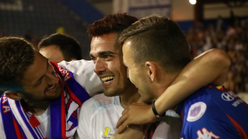 Inolvidable celebración para un hito histórico del fútbol extremeño