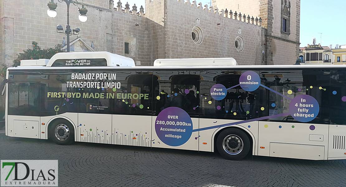 Badajoz incorporará nuevas líneas de transporte con autobuses eléctricos