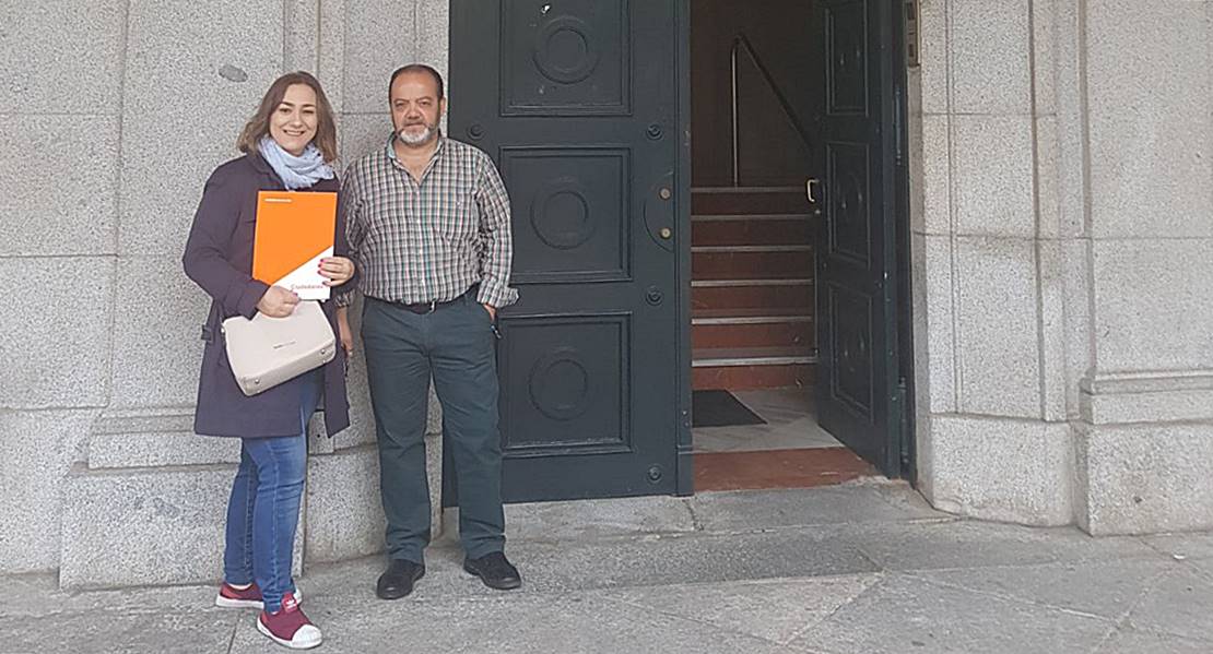 Piden a Villanueva y Don Benito crear un censo para eliminar el amianto de edificios públicos