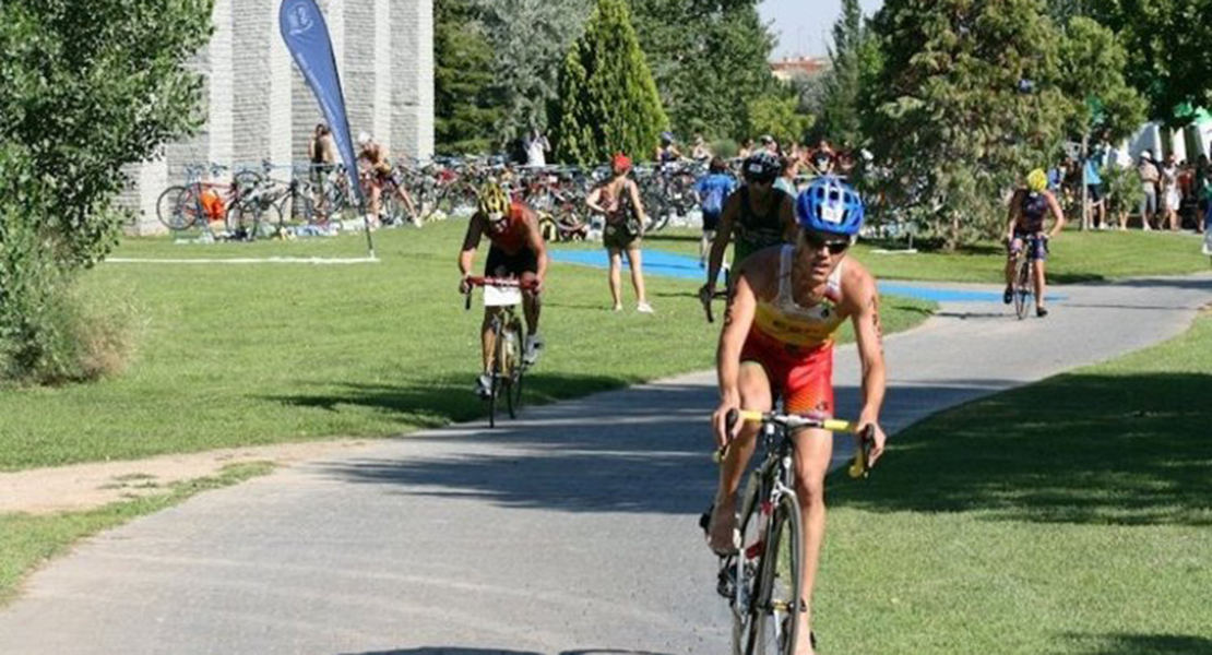 Los mejores triatletas extremeños se citan en Mérida