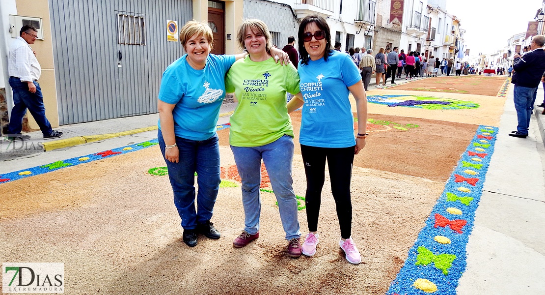 El Corpus Christi de San Vicente de Alcántara acoge a miles de personas un año más