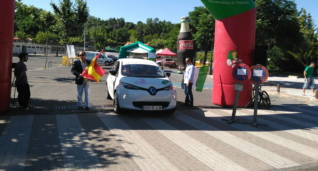 El automovilismo de energías renovables se hace con las calles de Plasencia