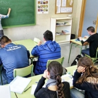 Educación convoca 25 licencias por estudios para docentes e inspectores