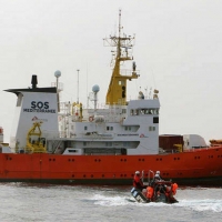 Vara aplaude a Sánchez y ofrece Extremadura para acoger a migrantes del barco ‘Aquarius’