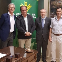 Caja Rural de Extremadura apoya el pádel adaptado