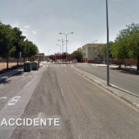 Muere tras chocar contra una farola en Cáceres