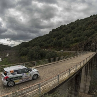 Una salida de pista deja a David Quijada sin opciones en Ourense