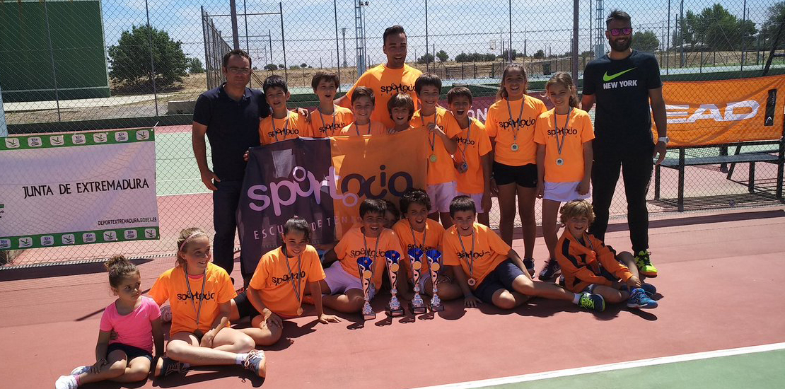 El Sportocio se proclama campeón de Extremadura alevín de tenis
