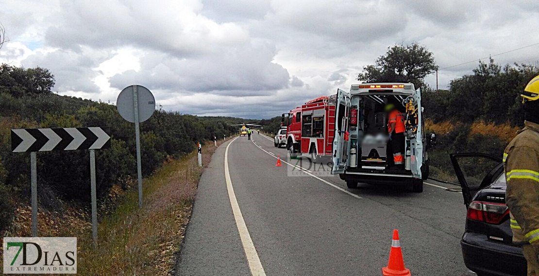 Imágenes del grave accidente ocurrido ayer en la provincia de Cáceres