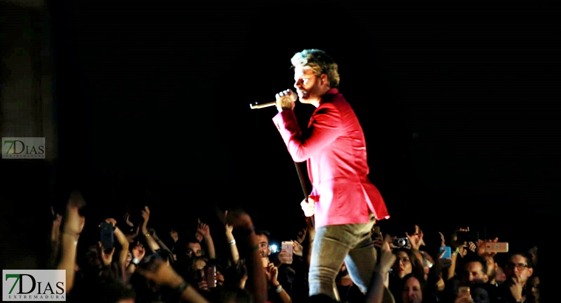 Dani Martín emociona en su concierto en la Feria de San Juan 2018