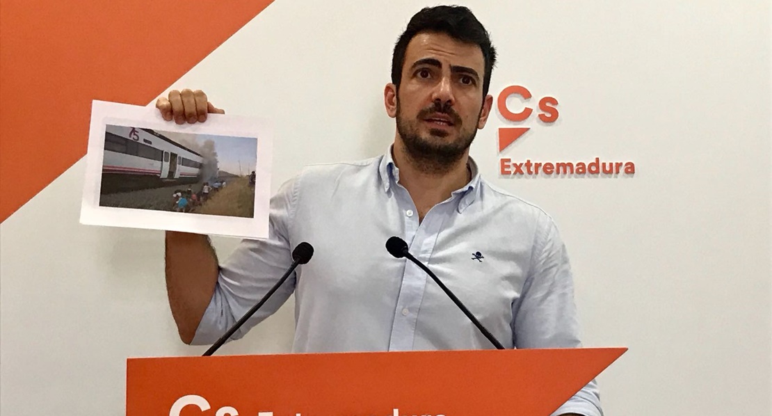 Cs insta a Vara a que finalice las obras del puente ferroviario de Usagre