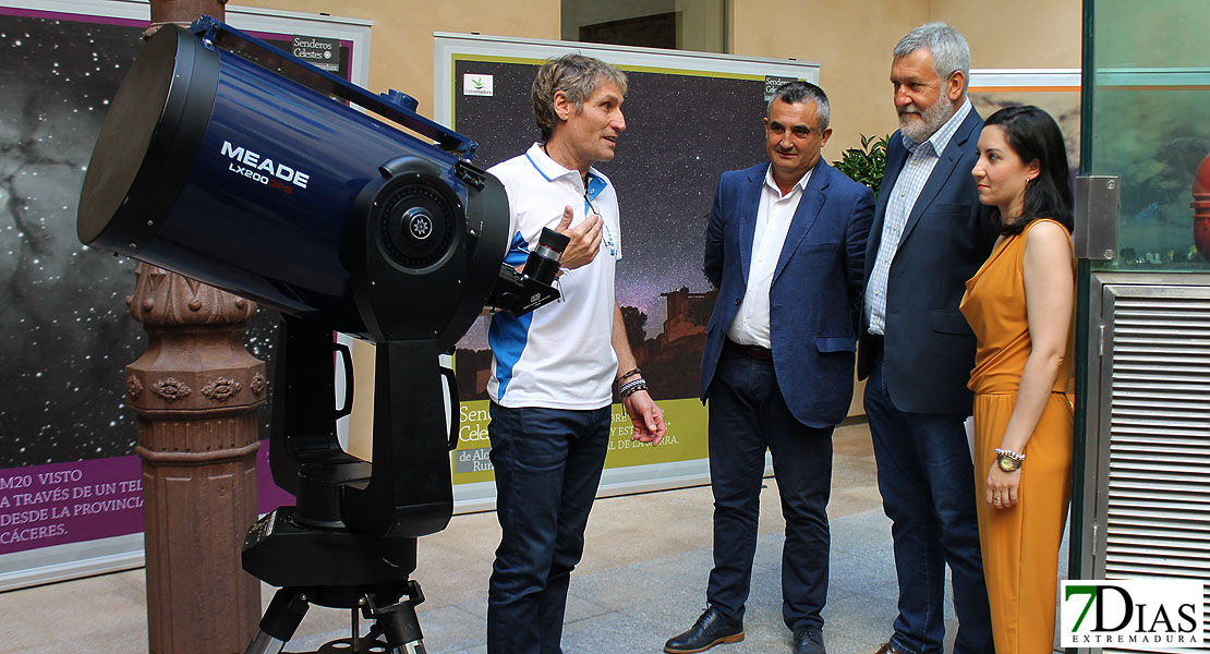 Los pueblos de Badajoz se asoman al Universo