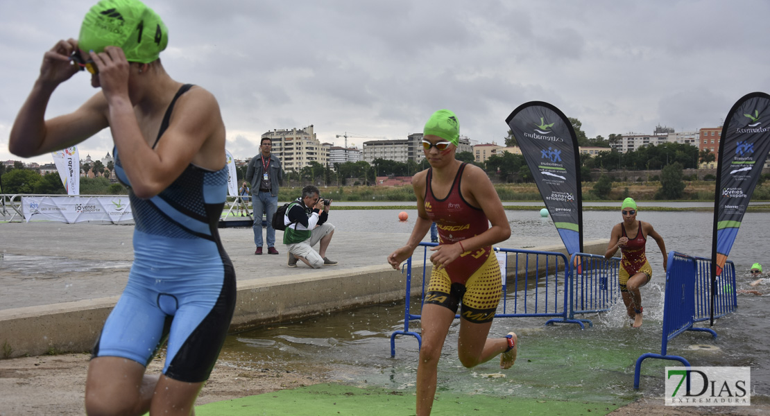 Imágenes de la 2ª jornada del Campeonato de España de Triatlón celebrado en Badajoz