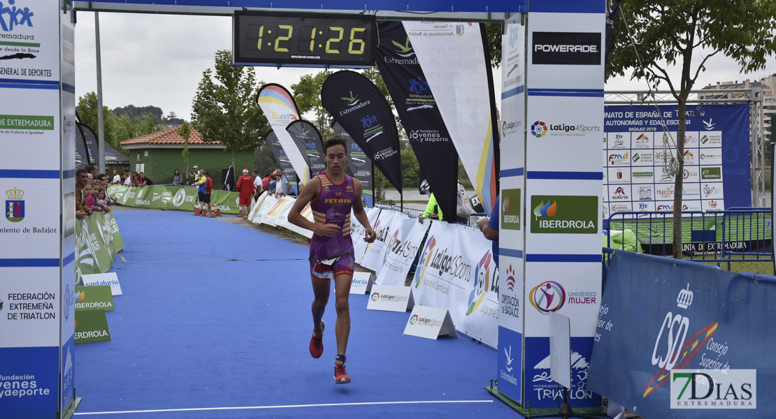 Imágenes de la 2ª jornada del Campeonato de España de Triatlón celebrado en Badajoz