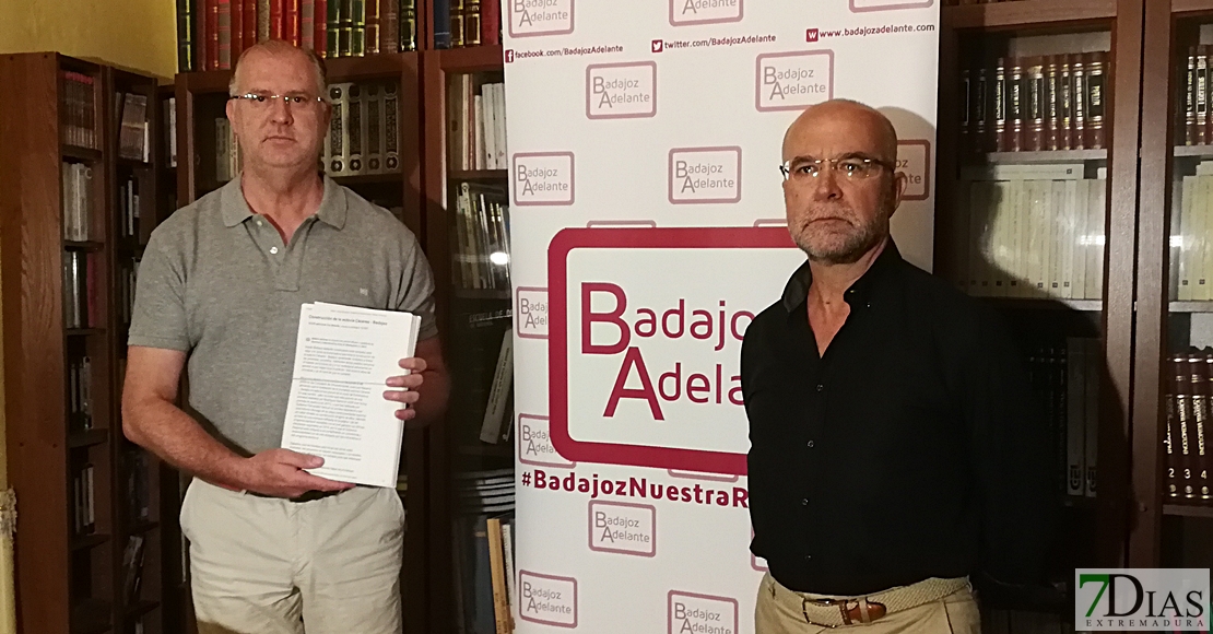 Más de 10.000 firmas piden a la Junta la autovía Cáceres - Badajoz