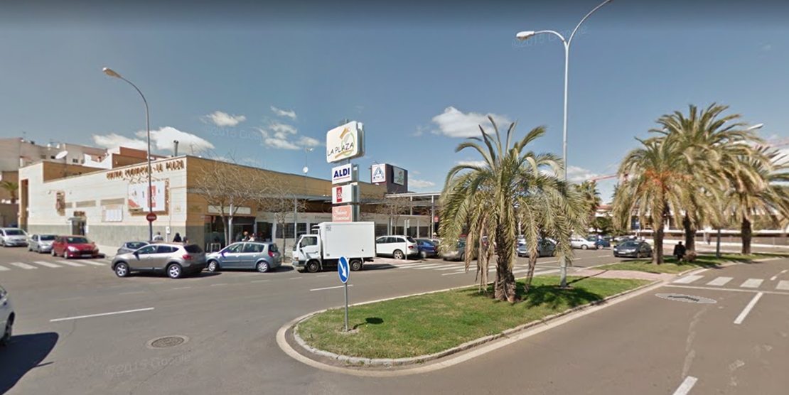 Un hombre en busca y captura, detenido por causar molestias en un bar
