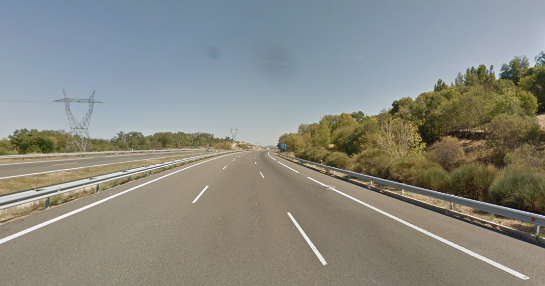 Una mujer, herida en un accidente en la autovía A-66