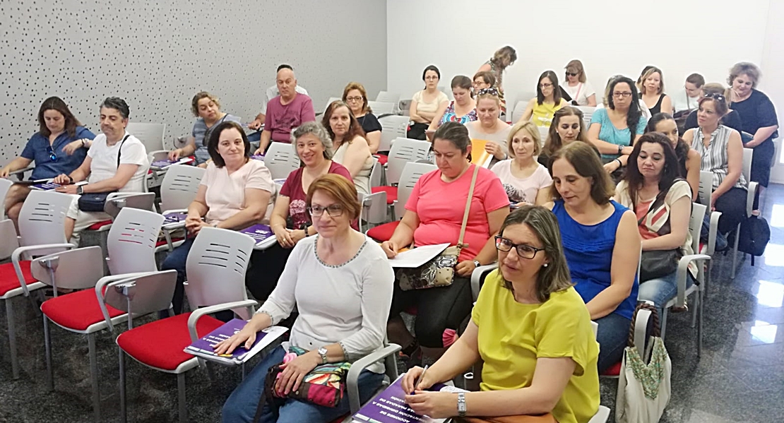 Demandantes de empleo reciben orientación laboral en el CID Zafra-Río Bodión