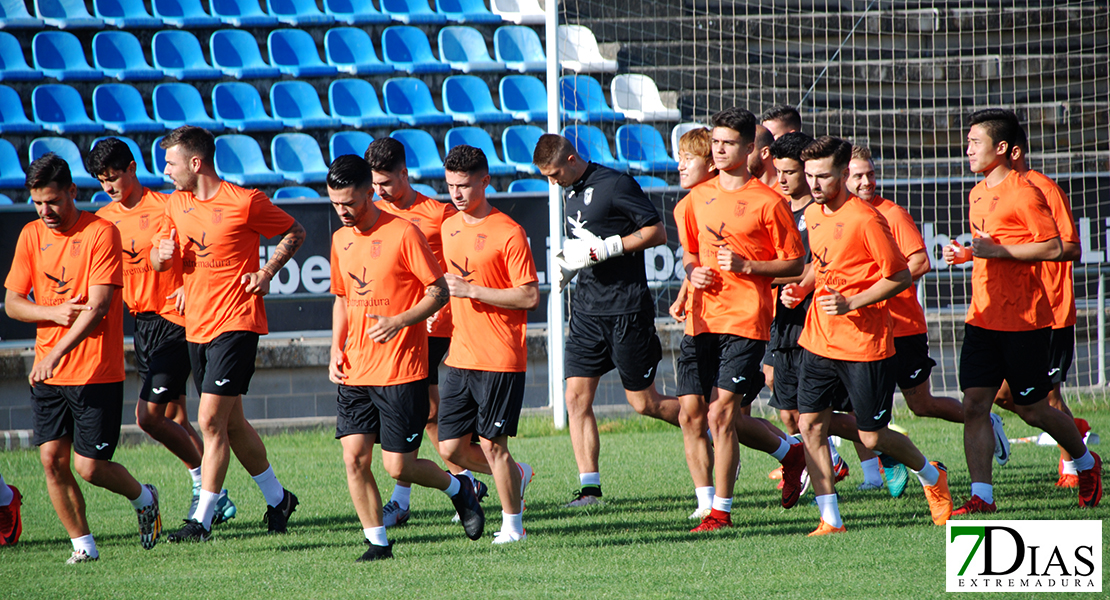 Imágenes del inicio de la pretemporada del CD. Badajoz