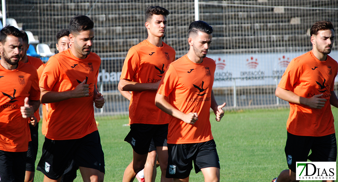 Imágenes del inicio de la pretemporada del CD. Badajoz