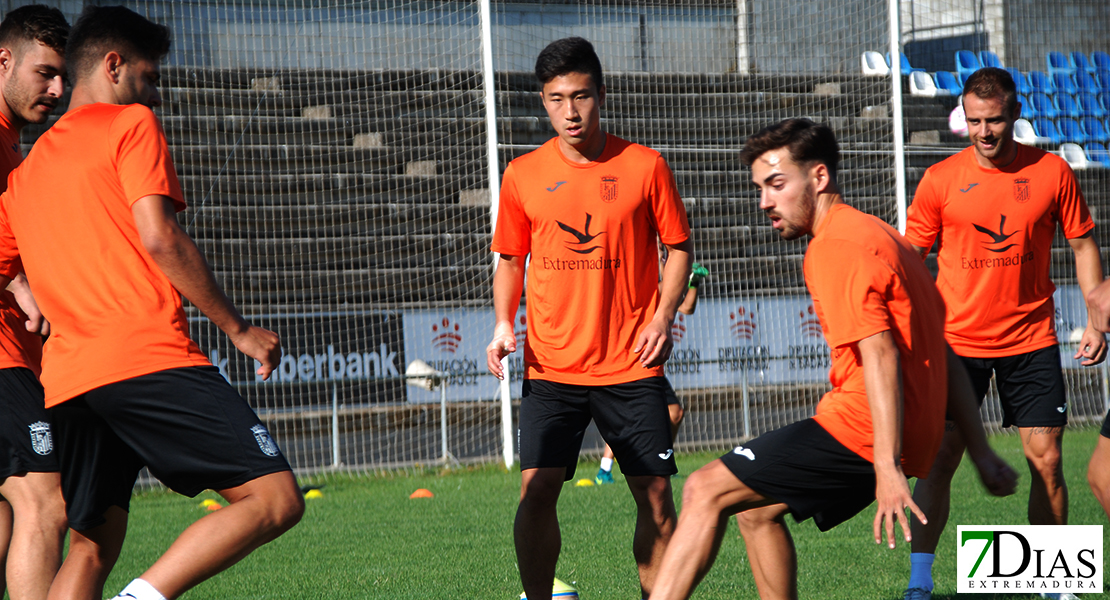 Imágenes del inicio de la pretemporada del CD. Badajoz