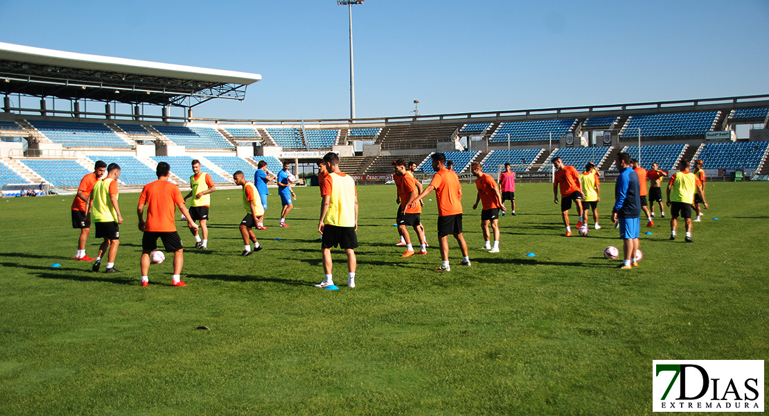 Imágenes del inicio de la pretemporada del CD. Badajoz