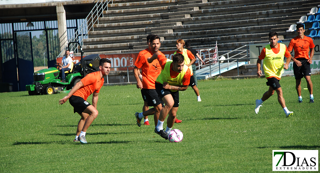 Imágenes del inicio de la pretemporada del CD. Badajoz