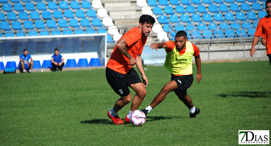 Imágenes del inicio de la pretemporada del CD. Badajoz