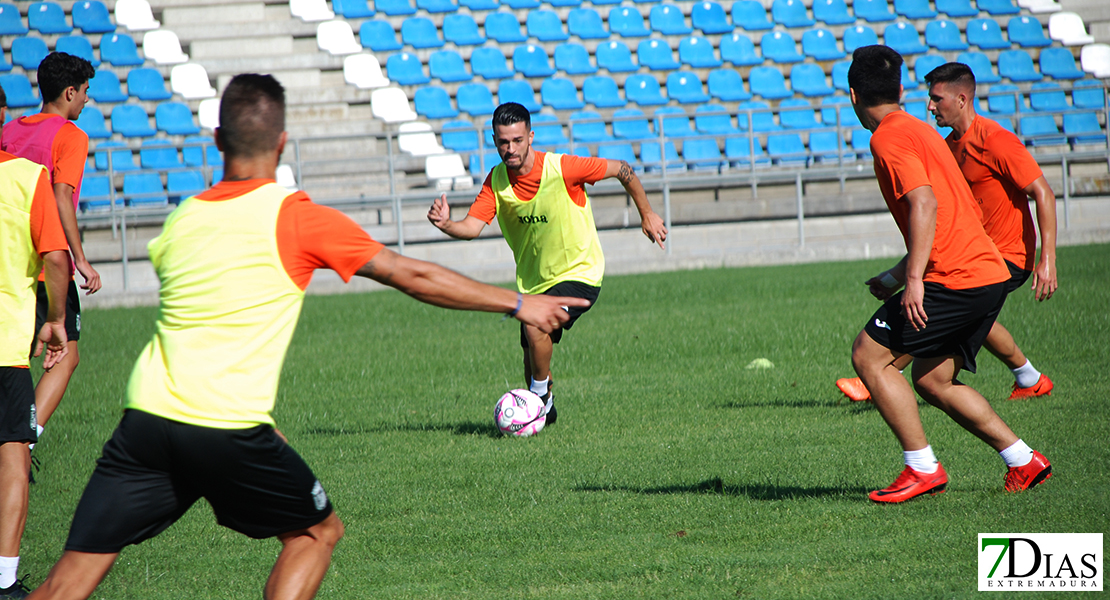 Imágenes del inicio de la pretemporada del CD. Badajoz