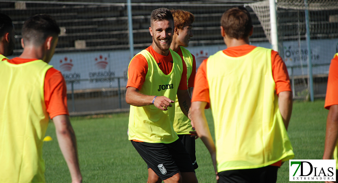 Imágenes del inicio de la pretemporada del CD. Badajoz