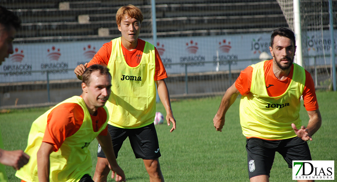 Imágenes del inicio de la pretemporada del CD. Badajoz