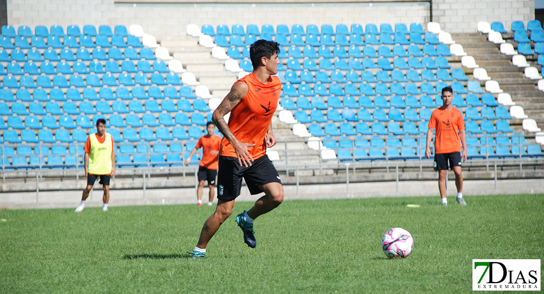 Imágenes del inicio de la pretemporada del CD. Badajoz