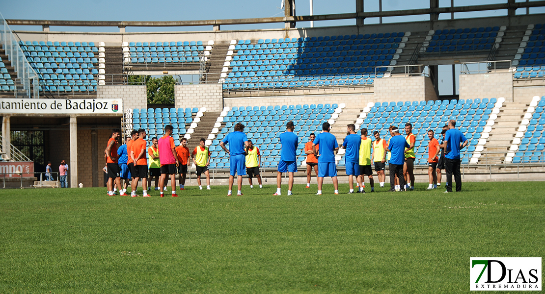 Imágenes del inicio de la pretemporada del CD. Badajoz