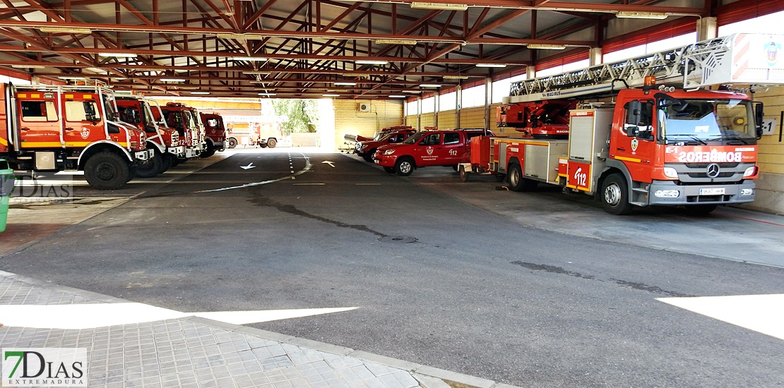 El ayto de Badajoz adquiere tres nuevos vehículos de bomberos