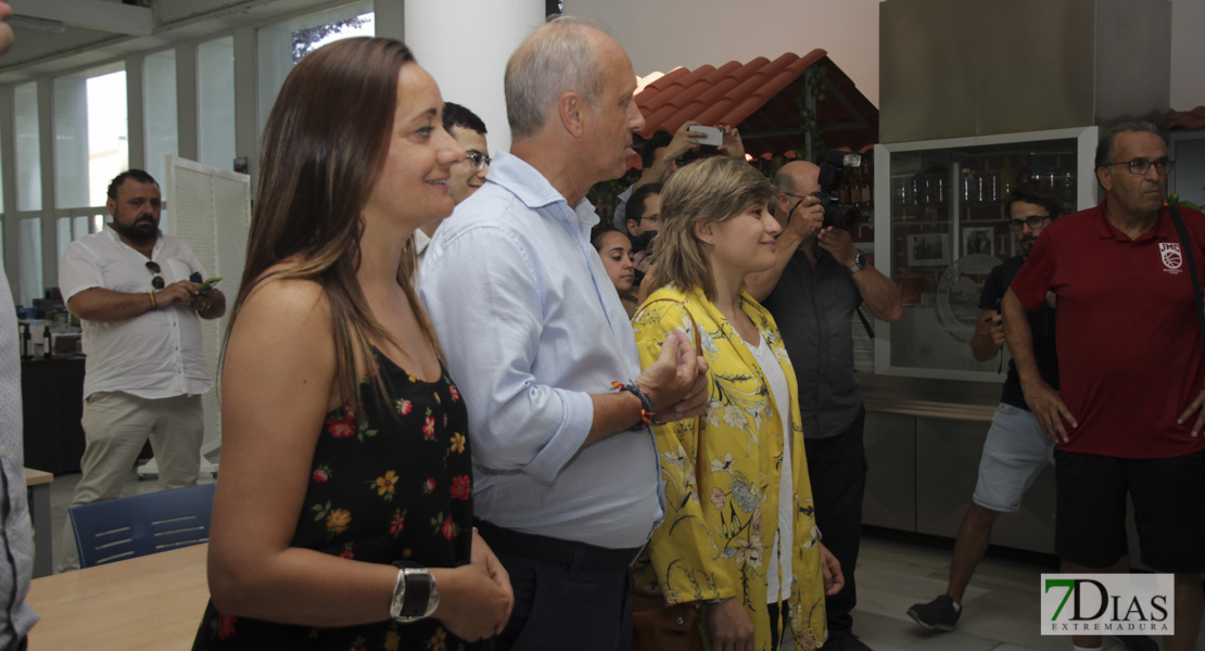 Imágenes de la visita de José Manuel Calderón a su campus