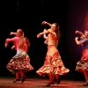 El folklore del mundo deja un espectáculo de ritmos, colores y danzas en el López de Ayala