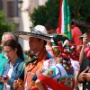 Lo mejor del folklore internacional se mezcla con los pacenses en las calles de Badajoz