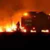 Un incendio cercano al Puente Real sorprendía a los pacenses la pasada noche