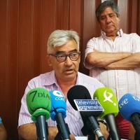 &quot;A Vara y Vergeles se les llena la boca, y cada día hay más desahucios&quot;