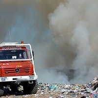El incendio del vertedero de Badajoz continúa y continuará activo