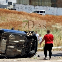 Provoca un accidente en Badajoz y se da a la fuga