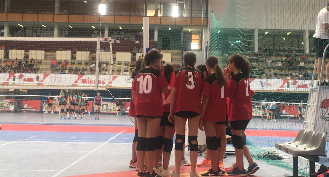 Gran actuación del Voleibol Pacense en el torneo internacional de Espinho