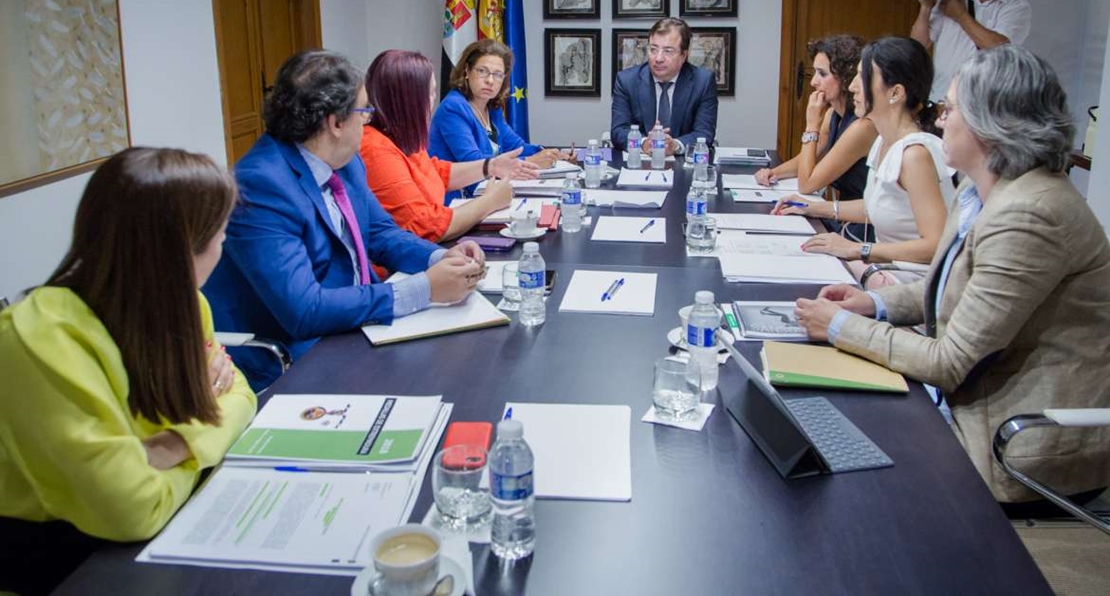 La Junta aplica la subida nacional del 1,5% a los sueldos de la plantilla autonómica