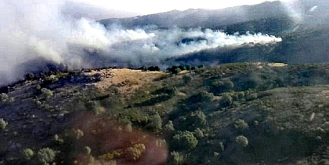 Imágenes del incendio en Cabezuela del Valle (Cáceres)