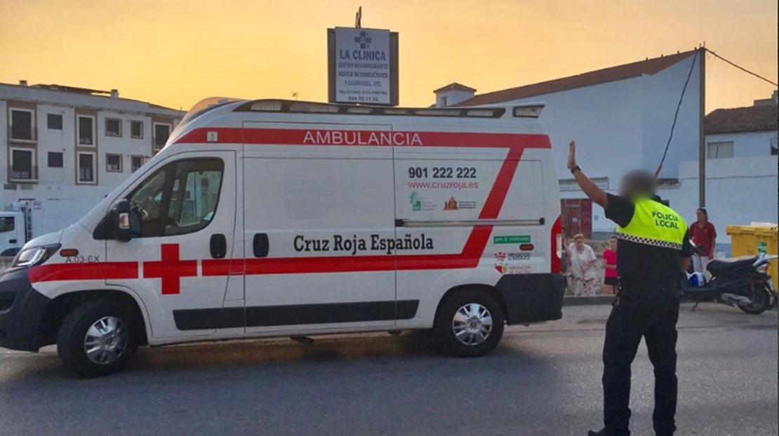 Un motorista herido tras sufrir un accidente en la provincia de Badajoz