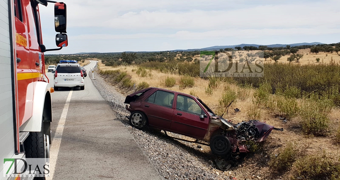 Dos heridos en un accidente catalogado de ‘muy peligroso’ (CC)