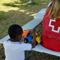 60 voluntarios de Cruz Roja atienden necesidades en el Centro de Acogida de Mérida